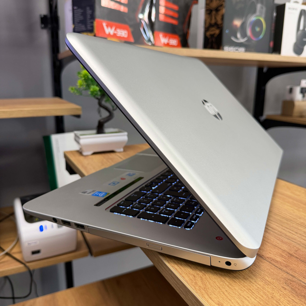 Ігровий ноутбук HP ENVY 17-j188sf/ 17.3" FullHD, сенсорний/ Intel Core i7 4702MQ (4 ядра/ 8 потоків)/ NVIDIA GeForce GT 750M (на 4 GB)/ 8 GB/ 500 GB SSD (Б\В)