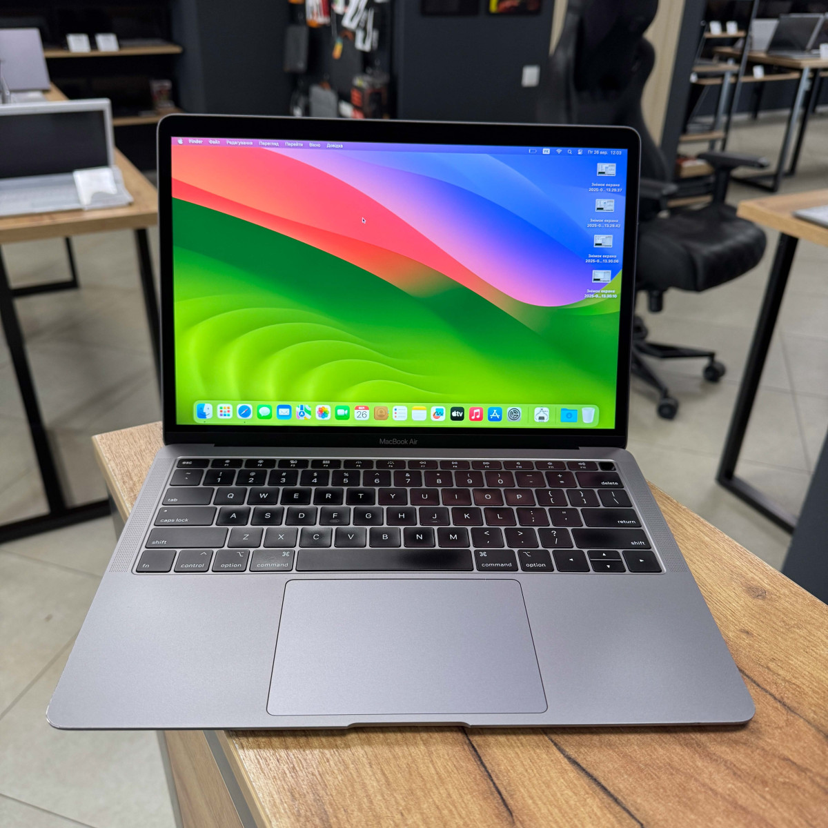 Ультрабук Apple MacBook Air 13" A1932/ 13.3" (2560x1600) Retina, IPS/ Intel Core i5, до 3.6 ГГц/ Intel UHD 617/ 8 GB/ 128 GB SSD (Б\В) Ультрабук Apple MacBook Air 13" A1932/ 13.3" (2560x1600) Retina, IPS/ Intel Core i5, до 3.6 ГГц/ Intel UHD 617/ 8 GB/ 128 GB SSD (Б\В)