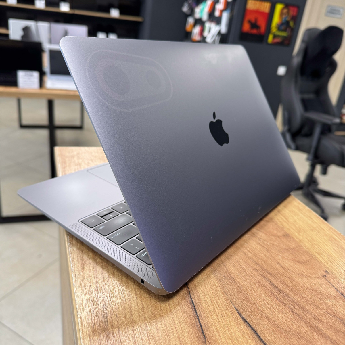 Ультрабук Apple MacBook Air 13" A1932/ 13.3" (2560x1600) Retina, IPS/ Intel Core i5, до 3.6 ГГц/ Intel UHD 617/ 8 GB/ 128 GB SSD (Б\В) Ультрабук Apple MacBook Air 13" A1932/ 13.3" (2560x1600) Retina, IPS/ Intel Core i5, до 3.6 ГГц/ Intel UHD 617/ 8 GB/ 128 GB SSD (Б\В)