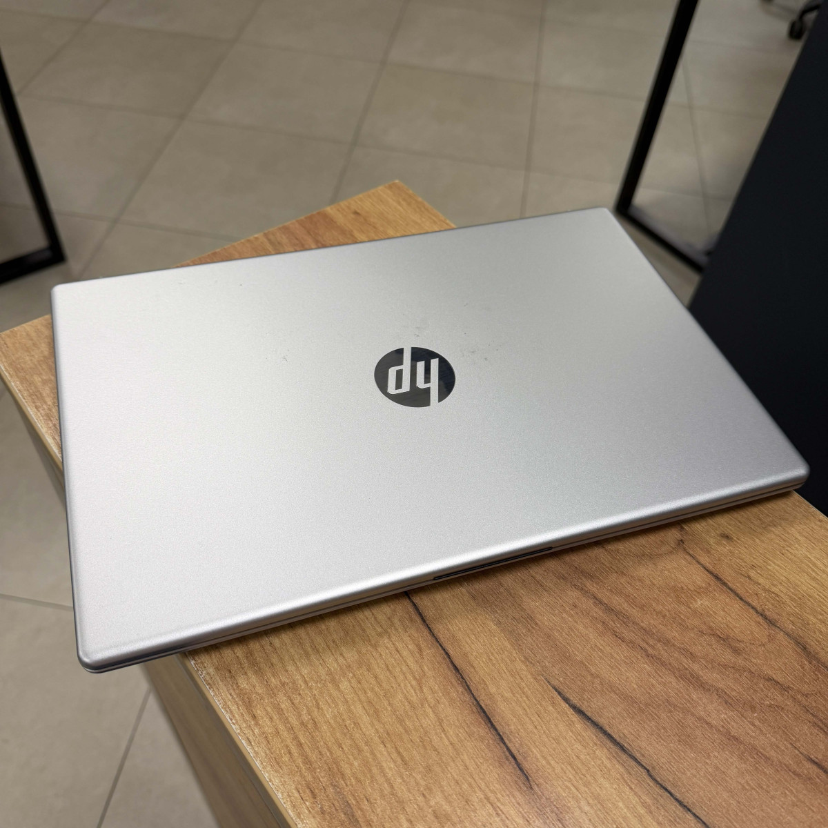 УЦІНКА! Ультрабук HP 15-fd0055tg/ 15.6" FullHD/ Intel Core i3 N305 (8 ядер, до 3.8 Ггц)/ Intel UHD/ 8 GB/ 256 GB SSD NVME (Б/В)
