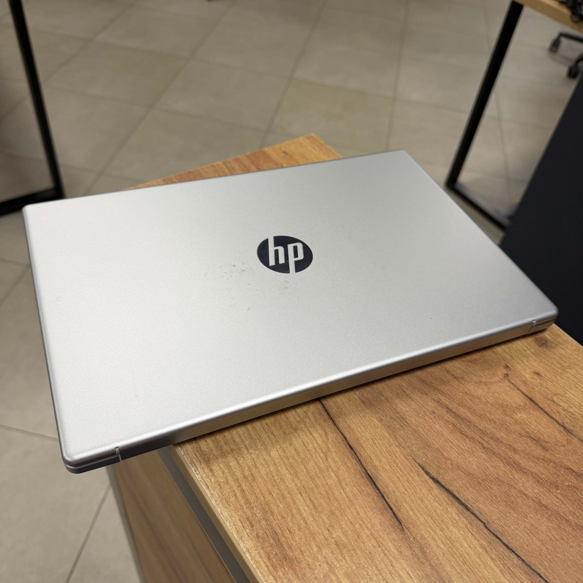 УЦІНКА! Ультрабук HP 15-fd0055tg/ 15.6" FullHD/ Intel Core i3 N305 (8 ядер, до 3.8 Ггц)/ Intel UHD/ 8 GB/ 256 GB SSD NVME (Б/В)