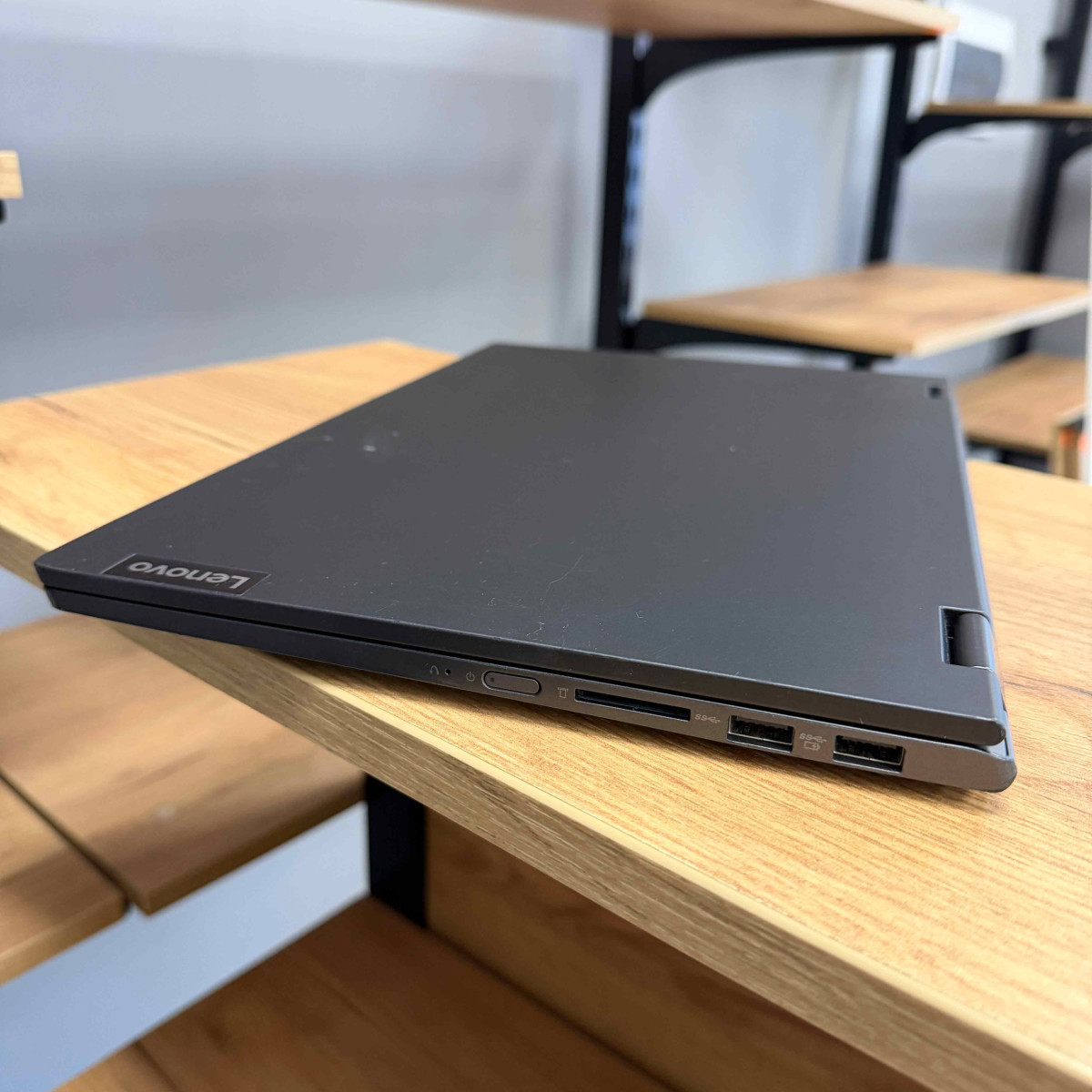 Ультрабук Lenovo IdeaPad 14IWL/ 14" FullHD, IPS/ Intel Core i5 8265U (4 ядра/ 8 потоків)/ Intel UHD 620/ 8 GB/ 256 GB SSD M2/ NO WEBCAM (Б/В)