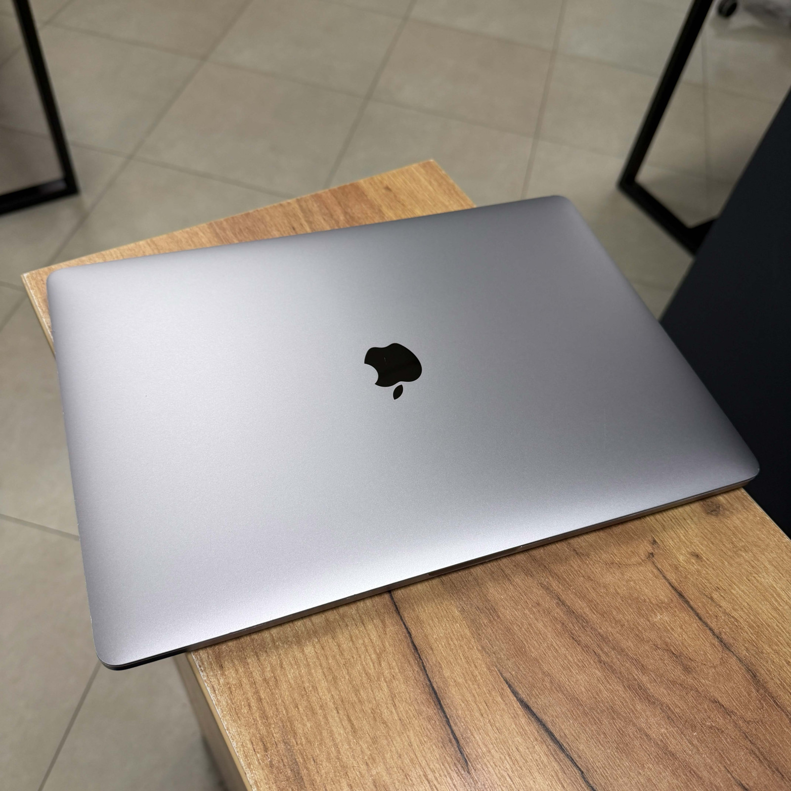УЦЕНКА! Ноутбук Apple MacBook Pro 15