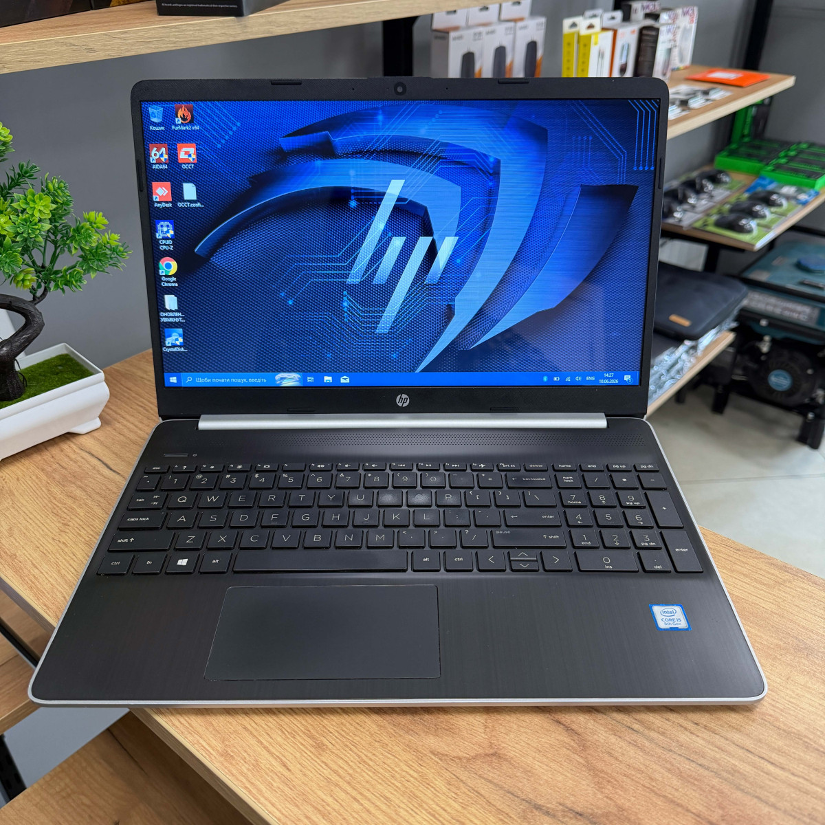 Сенсорний ультрабук HP 15-dy0013dx / 15.6" HD/ Intel Core i5 8265U (4 ядра/ 8 потоків)/ Intel UHD 620/ 16 GB/ 256 GB NVME (Б/В)