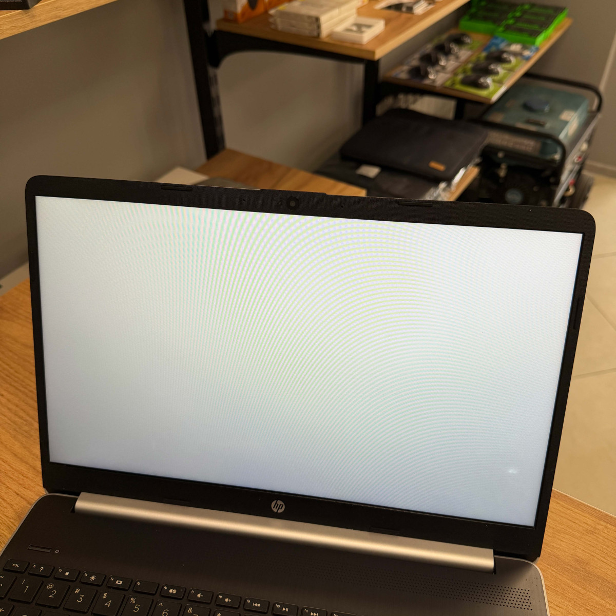 Сенсорний ультрабук HP 15-dy0013dx / 15.6" HD/ Intel Core i5 8265U (4 ядра/ 8 потоків)/ Intel UHD 620/ 16 GB/ 256 GB NVME (Б/В)