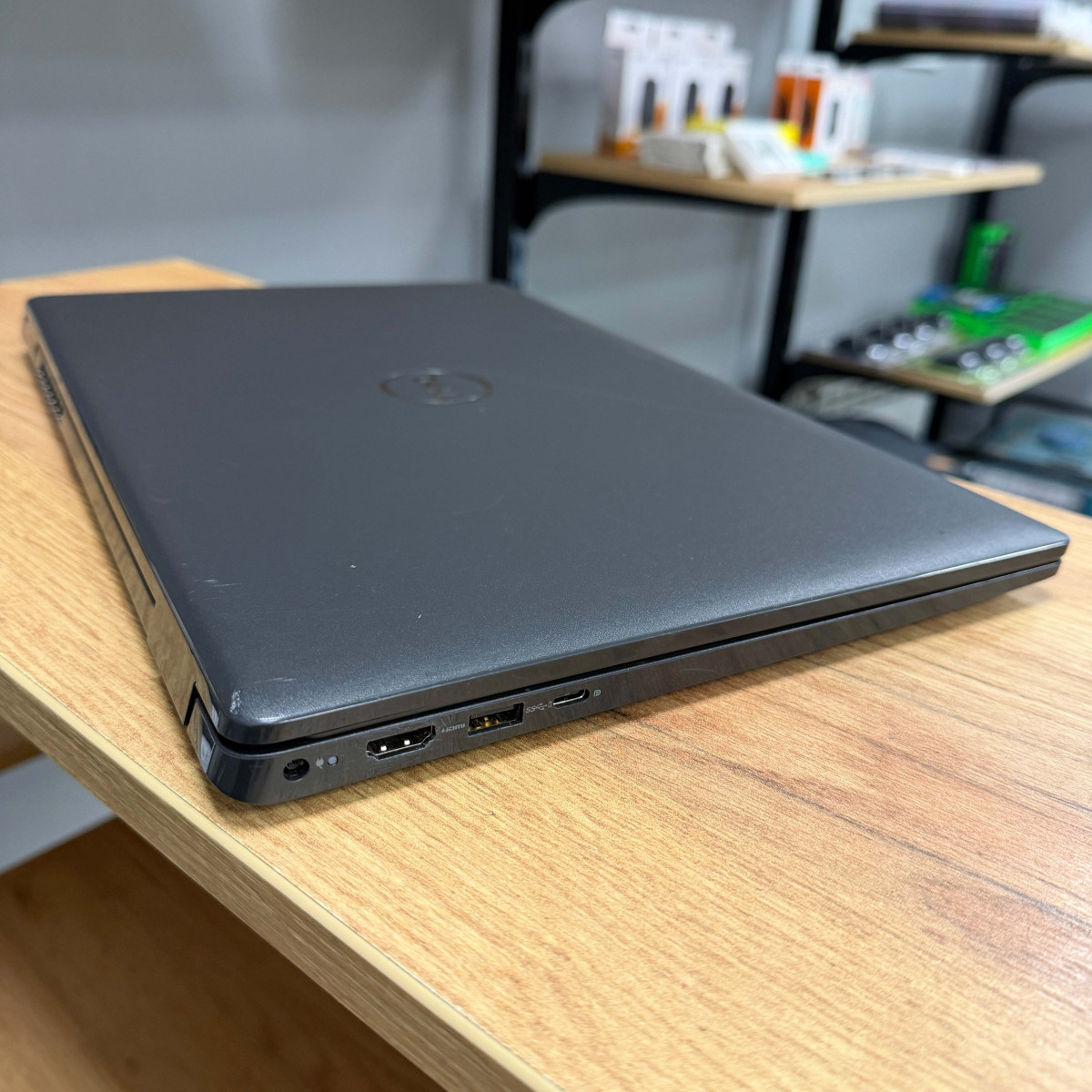 УЦІНКА! Ноутбук Dell Latitude 3520/ 15.6" FullHD/ Intel Core i5 1135G7 (4 ядра/ 8 потоків)/ Intel Iris Xe/ 8 GB/ 128 GB NVME/ NO Webcam and Microfon (Б/В)