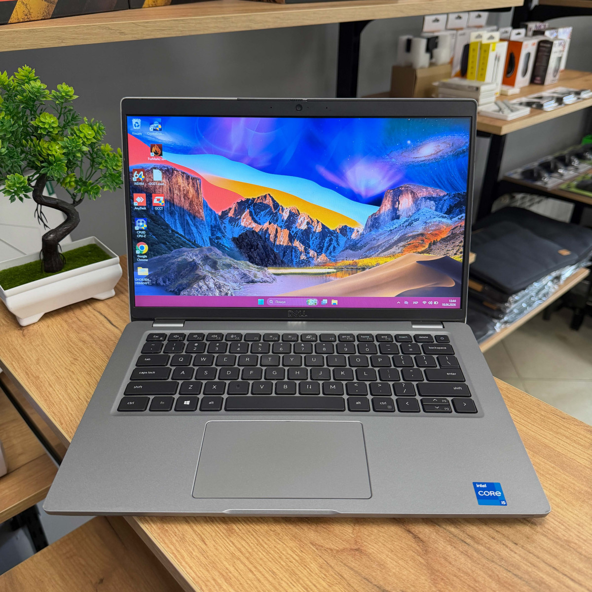 Ноутбук Dell Latitude 5420/ 14" HD/ Intel Core i5 1145G7 (4 ядра/ 8 потоків)/ Intel Iris Xe/ 8 GB/ 256 GB NVME (Б/В)