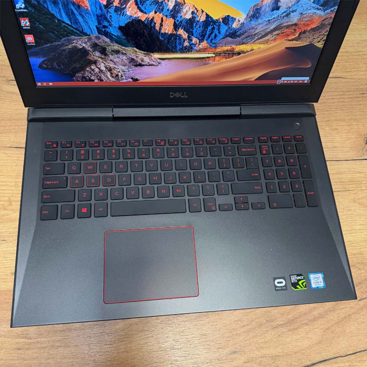 Ігровий ноутбук Dell Inspiron 15 7577/ 15.6" FullHD, IPS/ Intel Core i7 7700HQ (2.80 - 3.8 ГГц)/ NVIDIA GeForce GTX 1060 (на 6 GB) with Max-Q/ 12 GB/ 128 GB SSD + 1 TB HDD (Б\В)