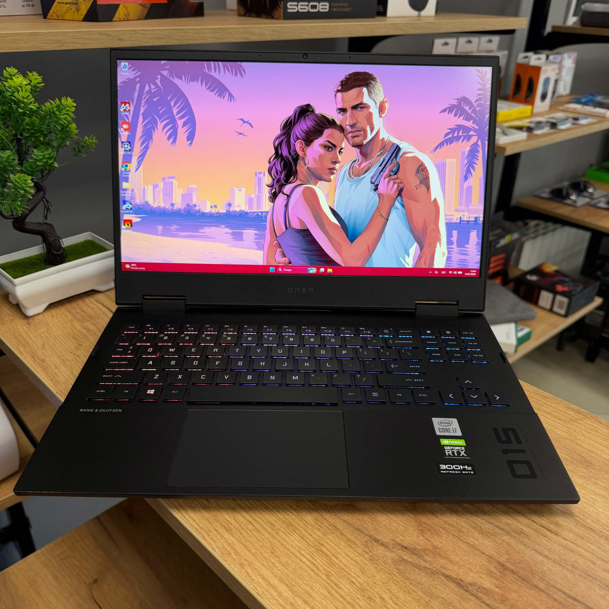 Ігровий ноутбук HP OMEN 15-ek1013dx / 15.6" FullHD, IPS 300 Гц/ Intel Core i7 10750H (6 ядер/ 12 потоків)/ NVIDIA GeForce RTX 3070 (на 8 GB)/ 16 GB/ 512 GB SSD NVME (Б/В) Ігровий ноутбук HP OMEN 15-ek1013dx / 15.6" FullHD, IPS 300 Гц/ Intel Core i7 10750H (6 ядер/ 12 потоків)/ NVIDIA GeForce RTX 3070 (на 8 GB)/ 16 GB/ 512 GB SSD NVME (Б/В)