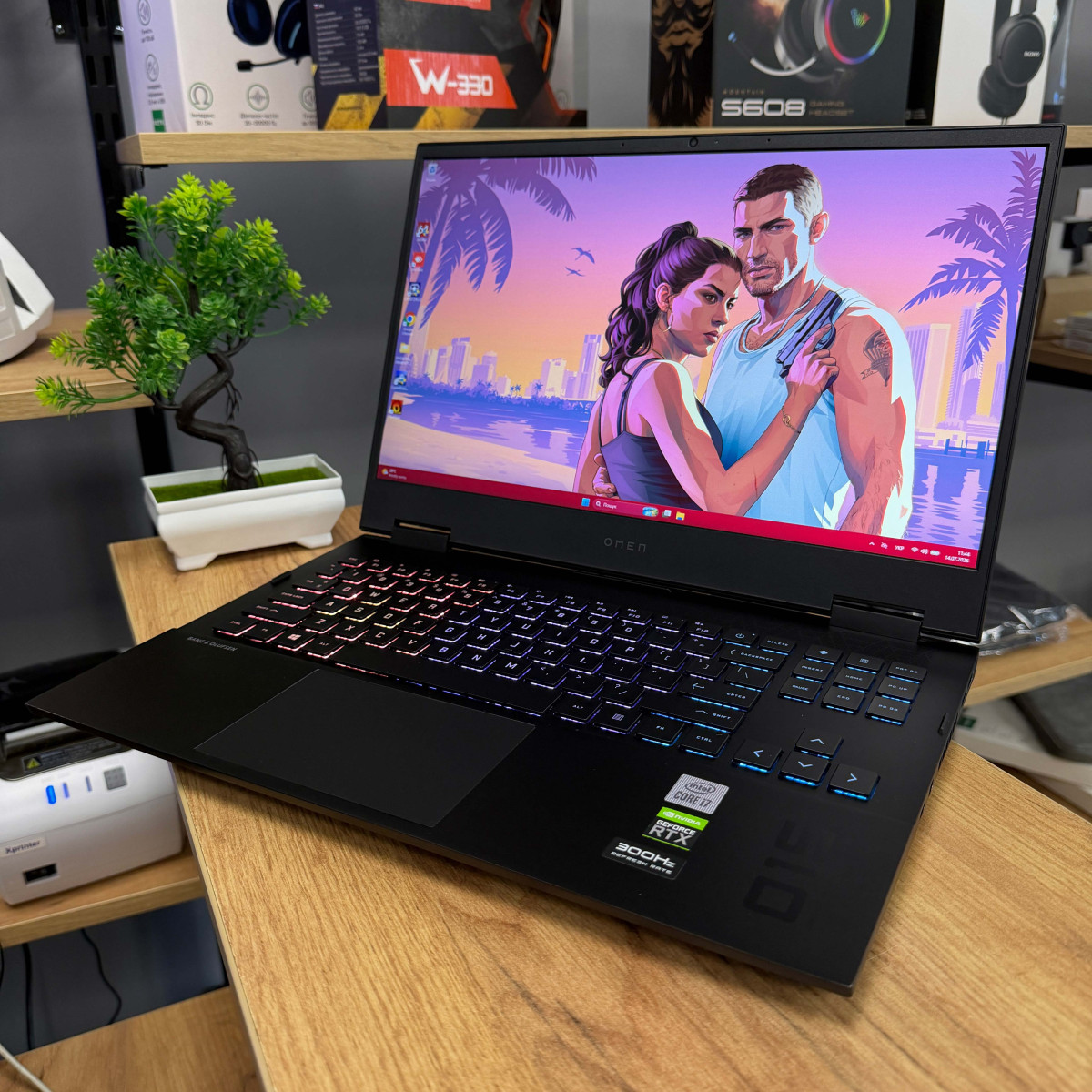 Ігровий ноутбук HP OMEN 15-ek1013dx / 15.6" FullHD, IPS 300 Гц/ Intel Core i7 10750H (6 ядер/ 12 потоків)/ NVIDIA GeForce RTX 3070 (на 8 GB)/ 16 GB/ 512 GB SSD NVME (Б/В)