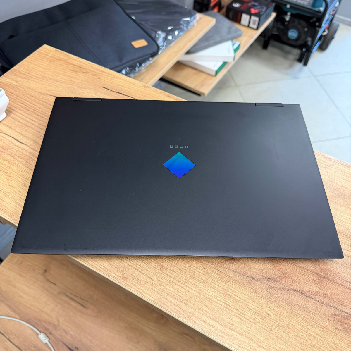 Ігровий ноутбук HP OMEN 15-ek1013dx / 15.6" FullHD, IPS 300 Гц/ Intel Core i7 10750H (6 ядер/ 12 потоків)/ NVIDIA GeForce RTX 3070 (на 8 GB)/ 16 GB/ 512 GB SSD NVME (Б/В) Ігровий ноутбук HP OMEN 15-ek1013dx / 15.6" FullHD, IPS 300 Гц/ Intel Core i7 10750H (6 ядер/ 12 потоків)/ NVIDIA GeForce RTX 3070 (на 8 GB)/ 16 GB/ 512 GB SSD NVME (Б/В)