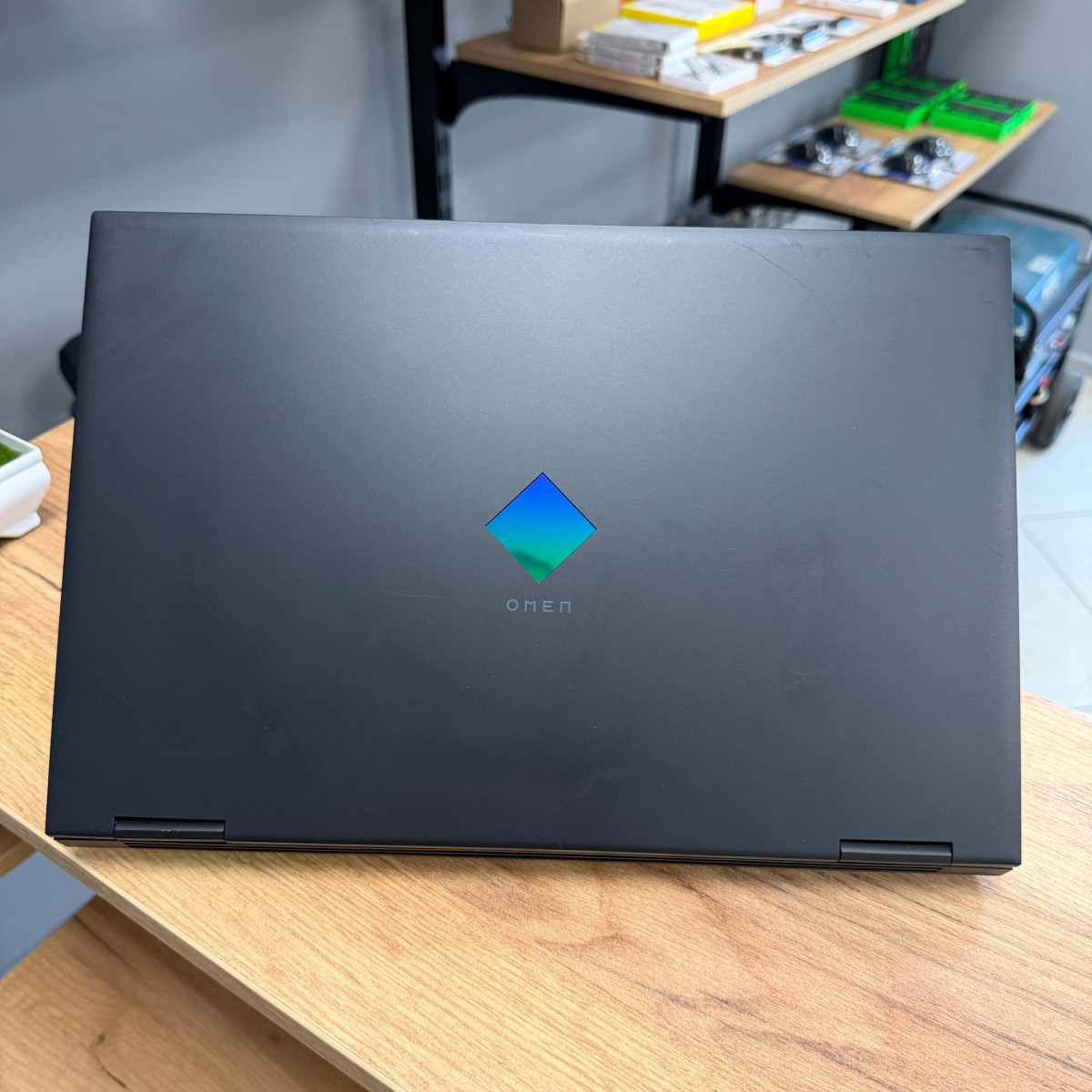 Ігровий ноутбук HP OMEN 15-ek1013dx / 15.6" FullHD, IPS 300 Гц/ Intel Core i7 10750H (6 ядер/ 12 потоків)/ NVIDIA GeForce RTX 3070 (на 8 GB)/ 16 GB/ 512 GB SSD NVME (Б/В) Ігровий ноутбук HP OMEN 15-ek1013dx / 15.6" FullHD, IPS 300 Гц/ Intel Core i7 10750H (6 ядер/ 12 потоків)/ NVIDIA GeForce RTX 3070 (на 8 GB)/ 16 GB/ 512 GB SSD NVME (Б/В)