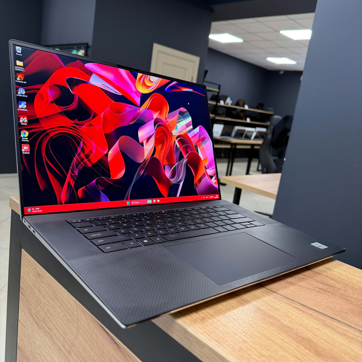 Ігровий ноутбук Dell XPS 17 9700/ 17.0" FullHD, IPS 16:10/ Intel Core i7 10875H (8 ядер/ 16 потоків)/ NVIDIA GeForce RTX 2060 (на 6 GB) with Max-Q/ 16 GB/ 512 GB NVME (Б\В)