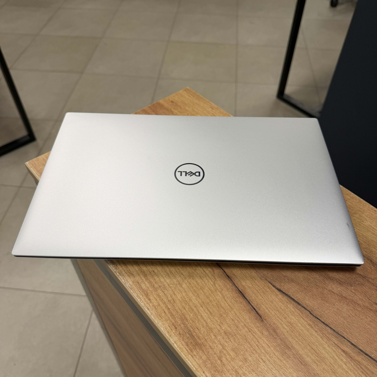 Ігровий ноутбук Dell XPS 17 9700/ 17.0" FullHD, IPS 16:10/ Intel Core i7 10875H (8 ядер/ 16 потоків)/ NVIDIA GeForce RTX 2060 (на 6 GB) with Max-Q/ 16 GB/ 512 GB NVME (Б\В)