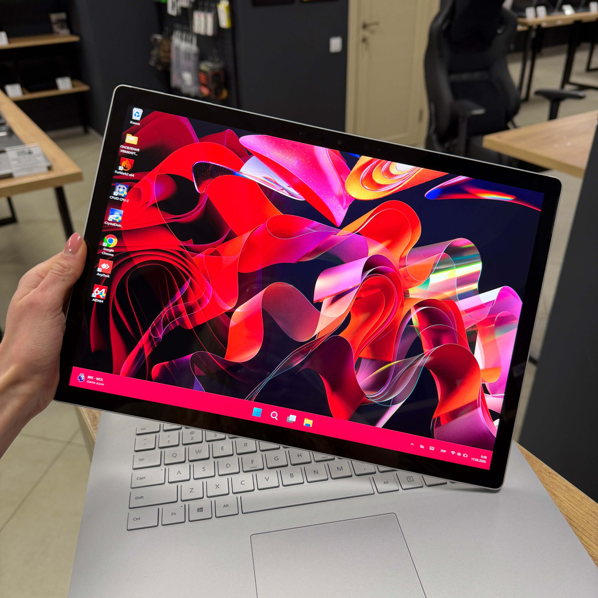 Ігровий ноутбук-трансформер Microsoft Surface 3 1899/ 15" 3K (3240x2160), IPS сенсорний/ Intel Core i7 1065G7 (1.30 - 3.9 ГГц)/ NVIDIA GeForce GTX 1660 Ti (на 6 GB) Max-Q/ 16 GB/ 256 GB NVME (Б/В)