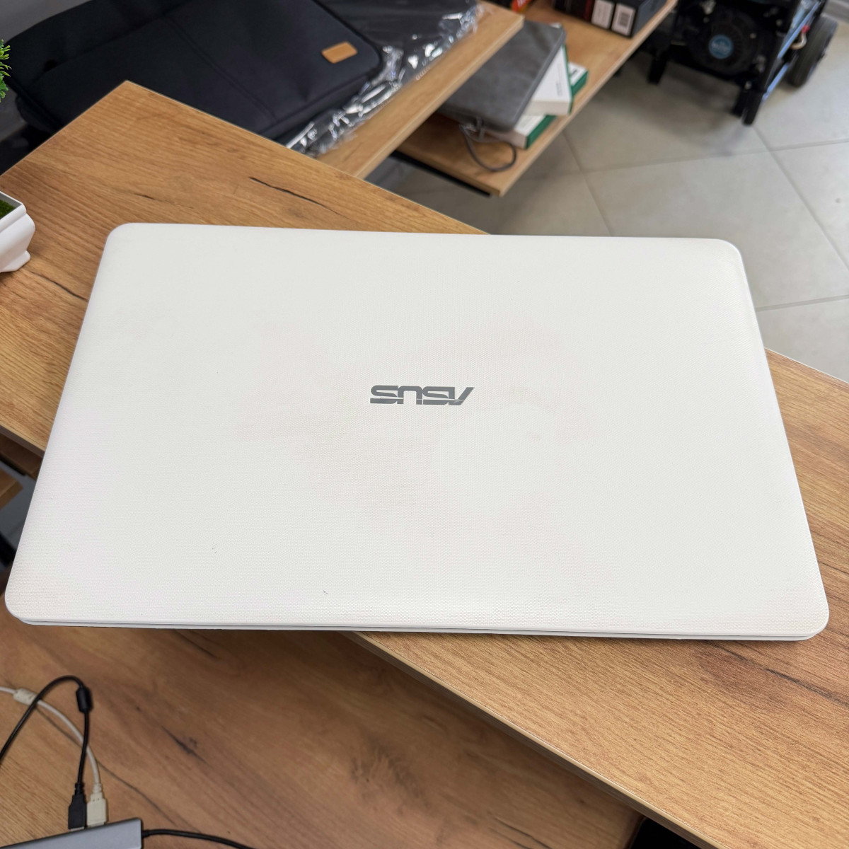 Ігровий ноутбук Asus X751LD/ 17.3" HD+ (1600х900)/ Intel Core i5 4210U/ NVIDIA GeForce 820M (на 2 GB)/ 4 GB/ 128 GB SSD (Б/В) Ігровий ноутбук Asus X751LD/ 17.3" HD+ (1600х900)/ Intel Core i5 4210U/ NVIDIA GeForce 820M (на 2 GB)/ 4 GB/ 128 GB SSD (Б/В)