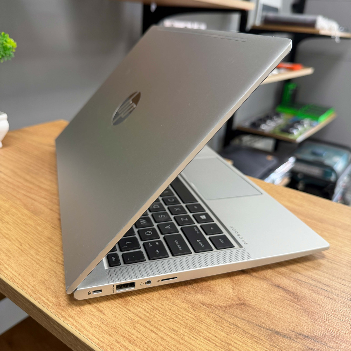 Ультрабук HP ProBook 430 G8/ 13.3" FullHD, IPS/ Intel Core i5 1135G7 (4 ядра/ 8 потоків)/ Intel Iris Xe/ 8 GB/ 256 GB NVME (Б/В)