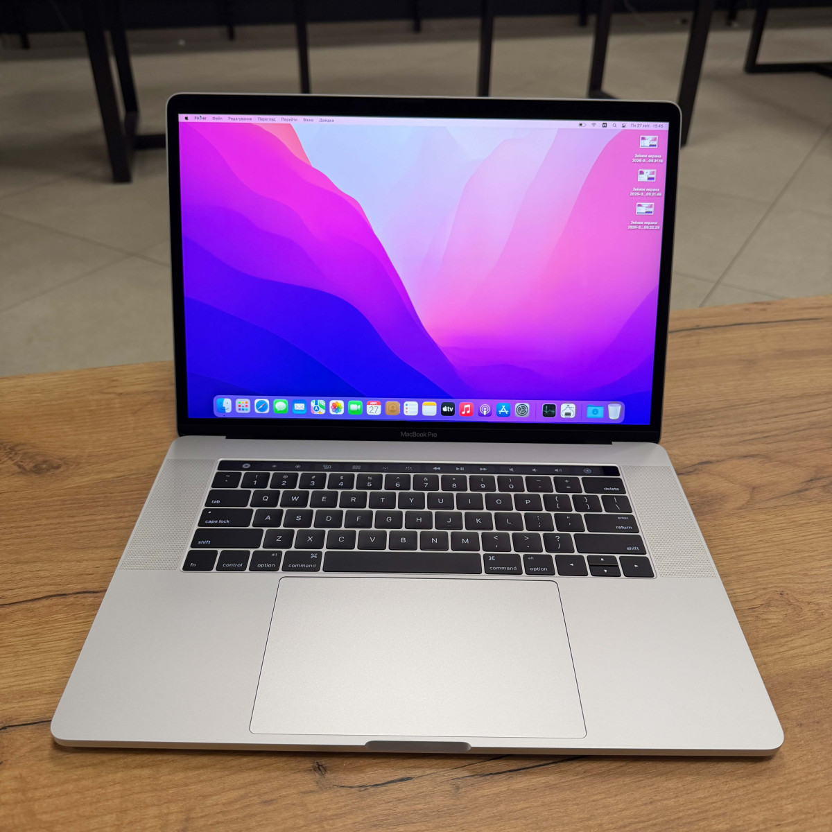 Ультрабук Apple MacBook Pro, Touch Bar (A1707, 2016)/ 15.4” (2880×1800) Retina, IPS/ Intel Core i7 (4 ядра, до 3.6 ГГц)/ AMD Radeon Pro 455 (на 2 GB)/ 16 GB/ 1 TB SSD (Б\В)