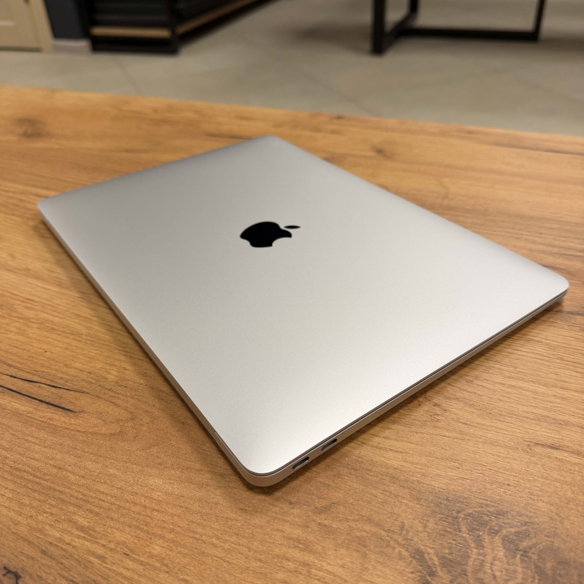 Ноутбук Apple MacBook Air 13 A2179, Silver (2020)/ 13.3" (2560x1600) Retina, IPS/ Intel Core i3/ Intel Iris Plus/ 16 GB/ 256 GB SSD (Б\В)