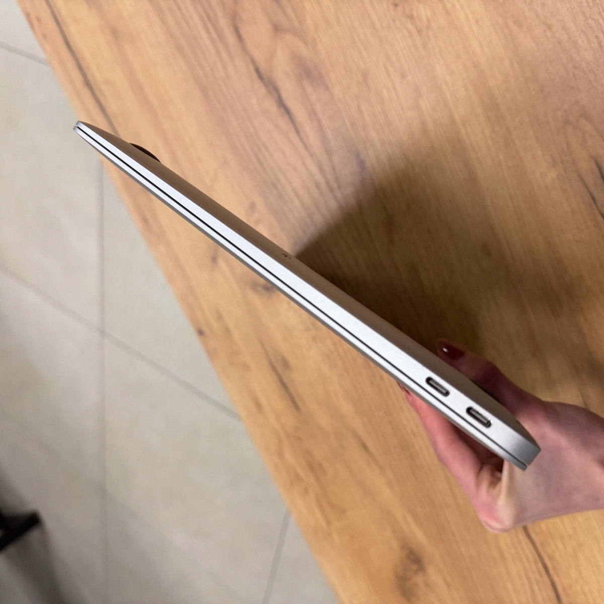 Ноутбук Apple MacBook Air 13 A2179, Silver (2020)/ 13.3" (2560x1600) Retina, IPS/ Intel Core i3/ Intel Iris Plus/ 16 GB/ 256 GB SSD (Б\В)