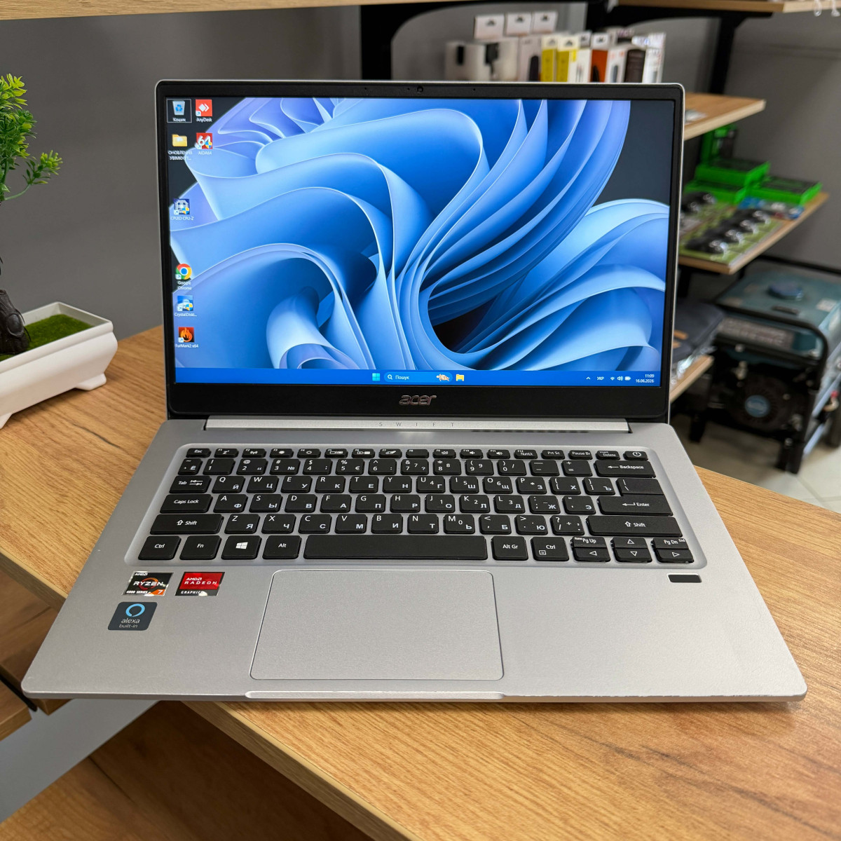 Ультрабук Acer Swift 3 SF314-42/ 14" FullHD, IPS/ AMD Ryzen 7 4700U (8 ядер, 2 - 4.1 Ггц)/ AMD Radeon RX Vega 7/ 8 GB/ 256 GB NVME (Б/В) 