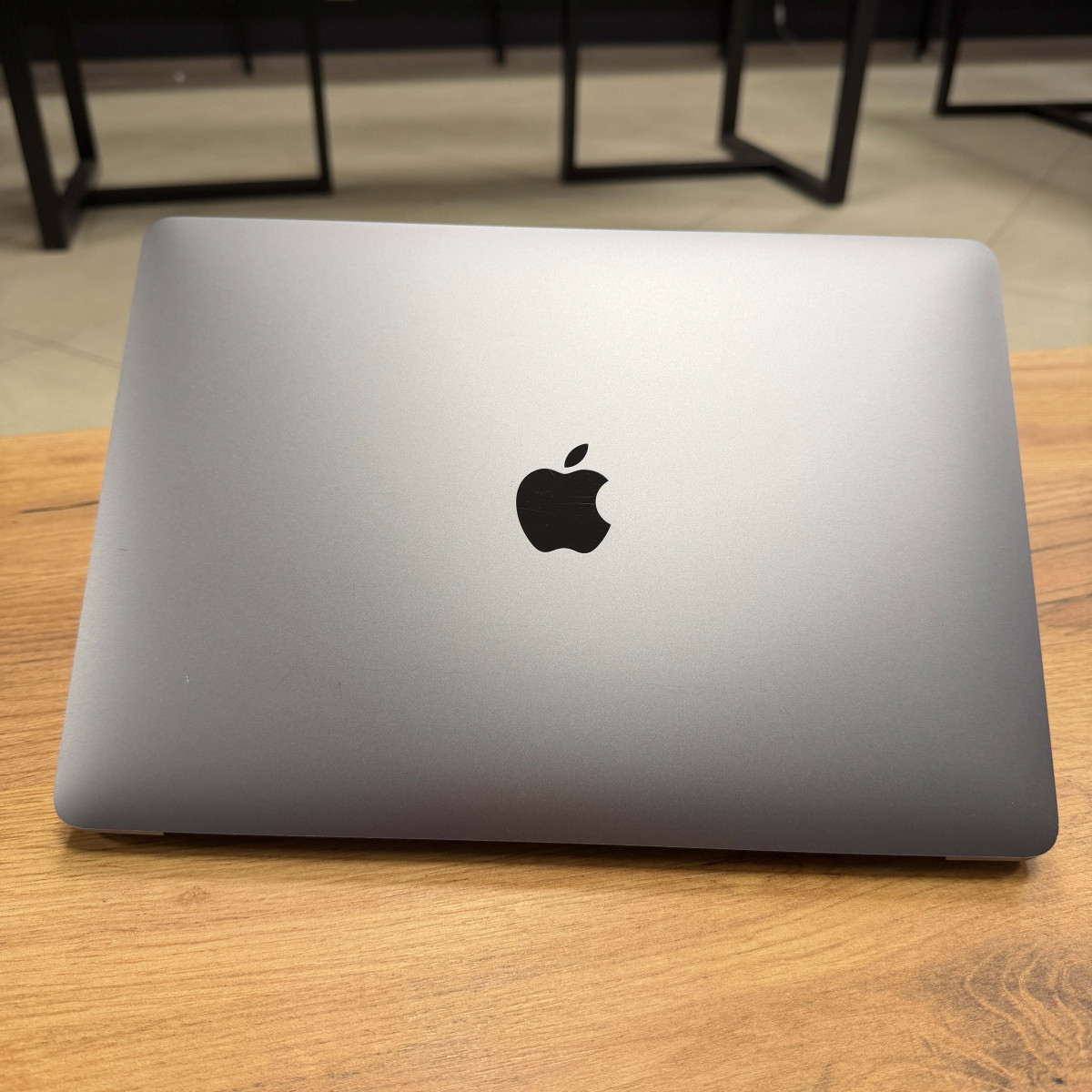 Ноутбук Apple A2179 MacBook Air (2020)/ 13.3" (2560x1600) Retina, IPS/ Intel Core i5 (4 ядра, 1.10 - 3.5 ГГц)/ Intel Iris Plus/ 8 GB/ 512 GB SSD (Б\В)