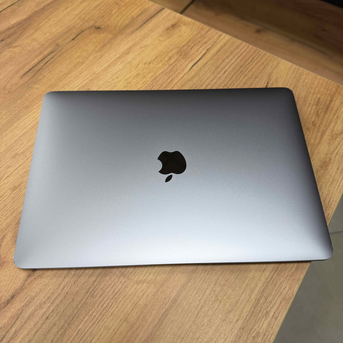 Ноутбук Apple MacBook Air 13 A2179, Space Gray (2020)/ 13.3" (2560x1600) Retina, IPS/ Intel Core i5/ Intel Iris Plus/ 8 GB/ 512 GB SSD (Б\В)