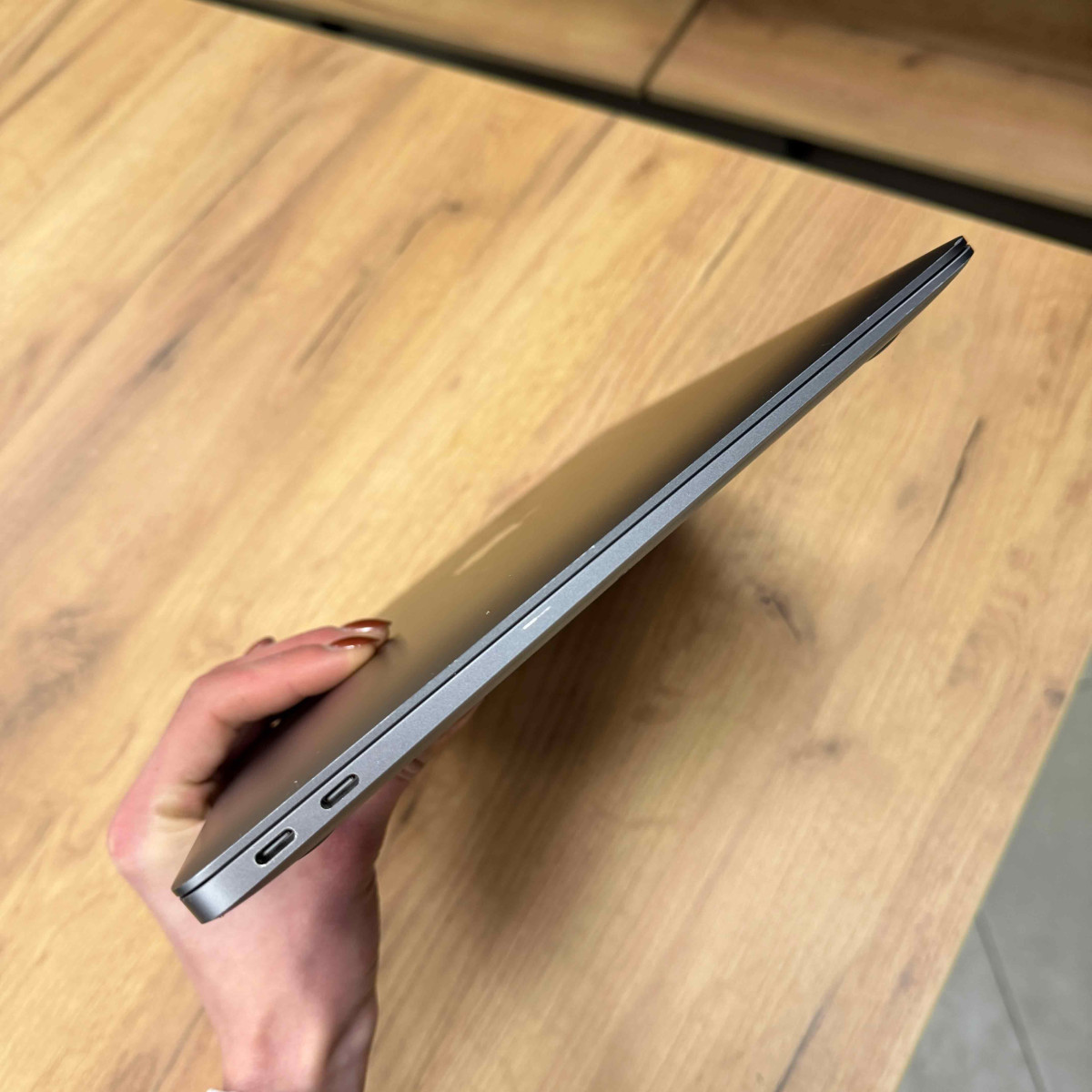 Ноутбук Apple MacBook Air 13 A2179, Space Gray (2020)/ 13.3" (2560x1600) Retina, IPS/ Intel Core i5/ Intel Iris Plus/ 8 GB/ 512 GB SSD (Б\В)
