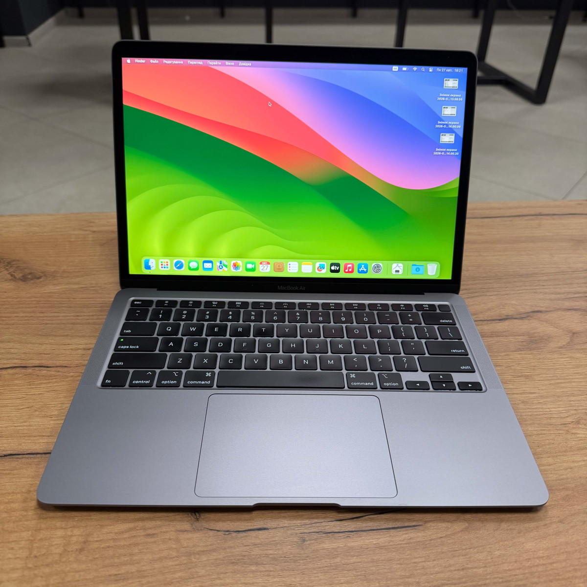 Ноутбук Apple MacBook Air 13 A2179, Space Gray (2020)/ 13.3" (2560x1600) Retina, IPS/ Intel Core i3 (1.1 - 3.2 ГГц)/ Intel Iris Plus/ 8 GB/ 128 GB SSD (Б\В)