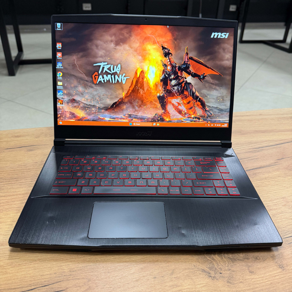Ігровий ноутбук MSI GF65 Thin 10UE/ 15.6" FullHD, IPS 144 Гц/ Intel Core i5 10500H (6 ядер/ 12 потоків)/ NVIDIA GeForce RTX 3060 (на 6 GB)/ 16 GB/ 512 GB SSD NVME (Б/В)