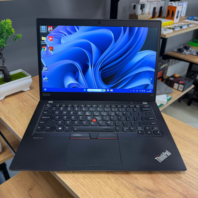 Ультрабук Lenovo ThinkPad X13 Gen 1/ 13.3" FullHD, IPS/ AMD Ryzen 5 PRO 4650U (6 ядер/ 12 потоків)/AMD Radeon RX Vega 6/ 8 GB/ 256 GB SSD NVME (Б/В)