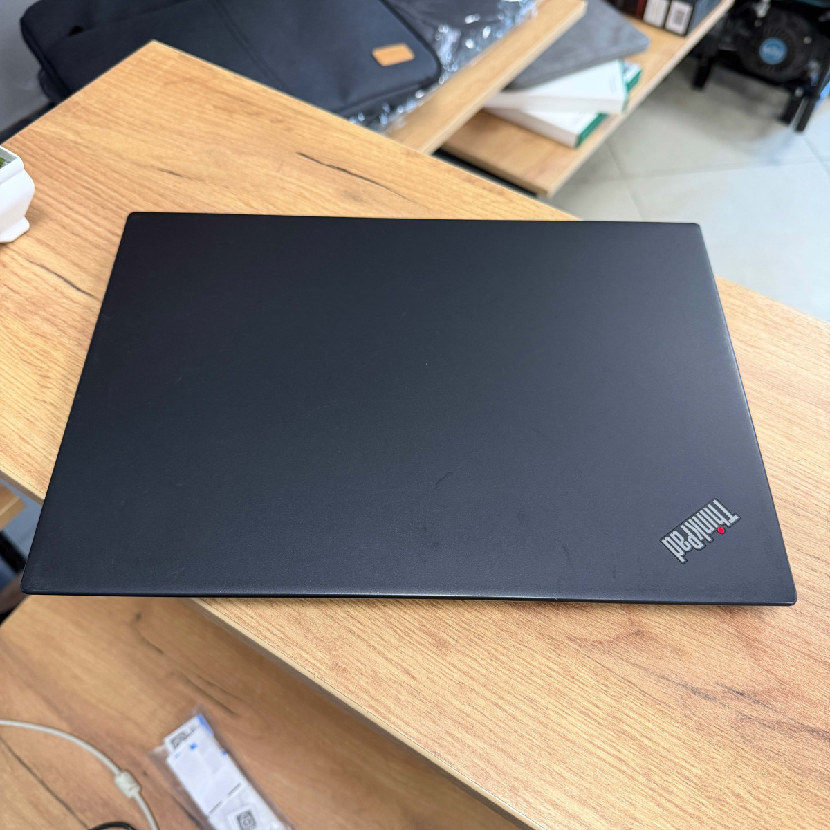 Ультрабук Lenovo ThinkPad X13 Gen 1/ 13.3" FullHD, IPS/ AMD Ryzen 5 PRO 4650U (6 ядер/ 12 потоків)/AMD Radeon RX Vega 6/ 8 GB/ 256 GB SSD NVME (Б/В) Ультрабук Lenovo ThinkPad X13 Gen 1/ 13.3" FullHD, IPS/ AMD Ryzen 5 PRO 4650U (6 ядер/ 12 потоків)/AMD Radeon RX Vega 6/ 8 GB/ 256 GB SSD NVME (Б/В)