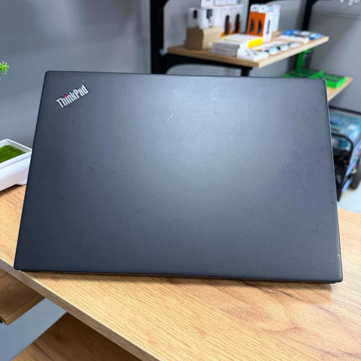 Ультрабук Lenovo ThinkPad X13 Gen 1/ 13.3" FullHD, IPS/ AMD Ryzen 5 PRO 4650U (6 ядер/ 12 потоків)/AMD Radeon RX Vega 6/ 8 GB/ 256 GB SSD NVME (Б/В) Ультрабук Lenovo ThinkPad X13 Gen 1/ 13.3" FullHD, IPS/ AMD Ryzen 5 PRO 4650U (6 ядер/ 12 потоків)/AMD Radeon RX Vega 6/ 8 GB/ 256 GB SSD NVME (Б/В)