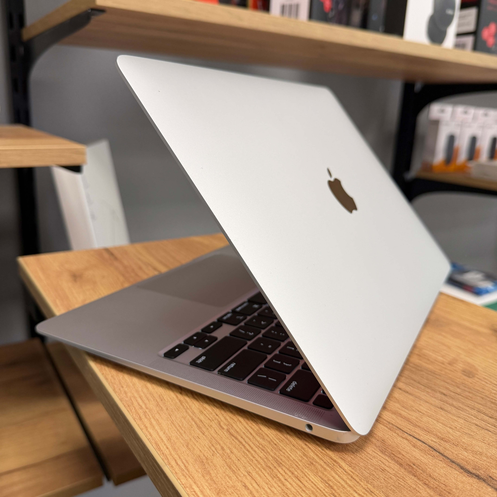 Macbook Air A2337 16+256 13.3インチ US配列 Ноутбук Apple A2337 MacBook Air (2020)/ 13.3