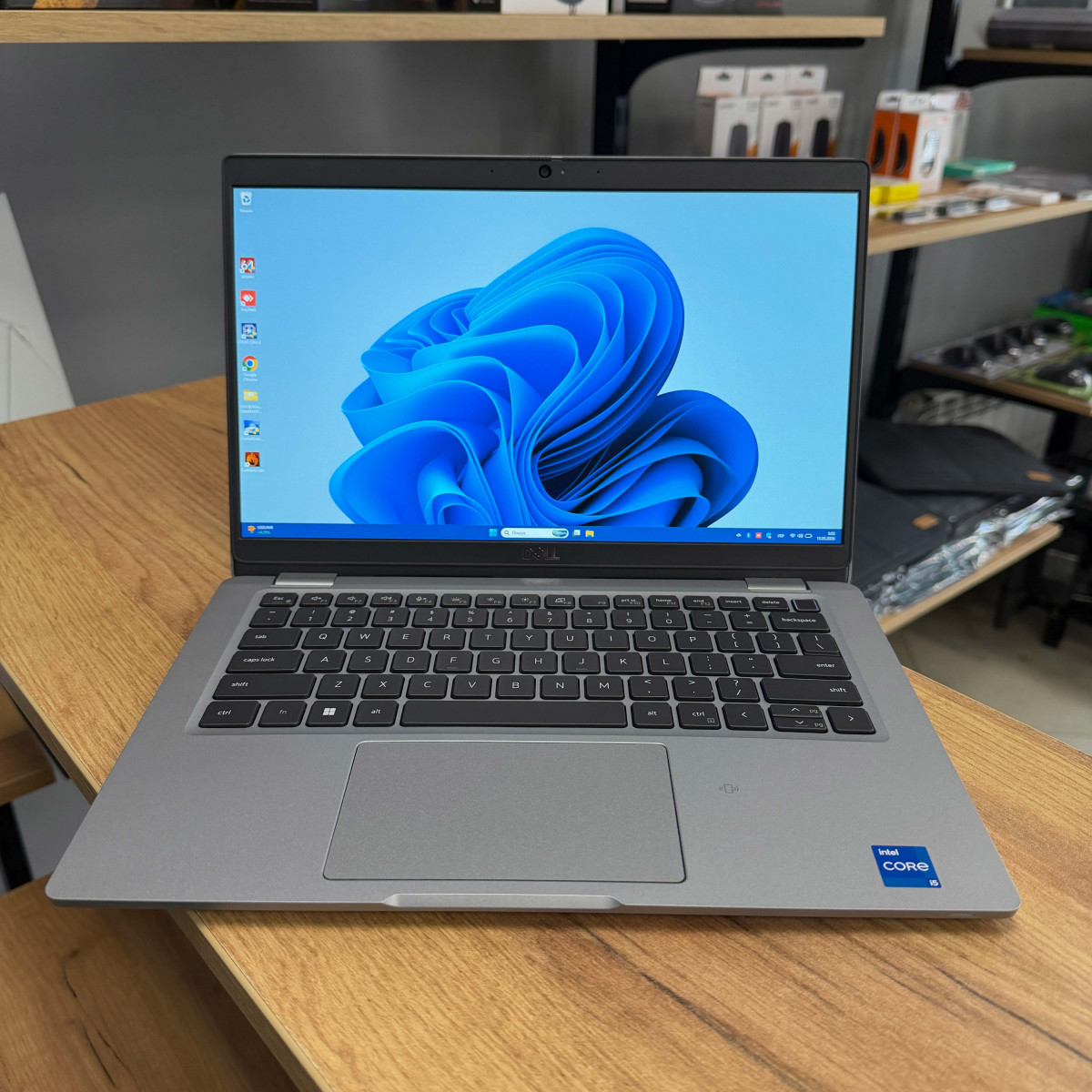 Ультрабук Dell Latitude 5320/ 13.3" FullHD, IPS/ Intel Core i5 1145G7 (4 ядра/ 8 потоків)/ Intel Iris Xe/ 16 GB/ 256 GB NVME (Б/В)