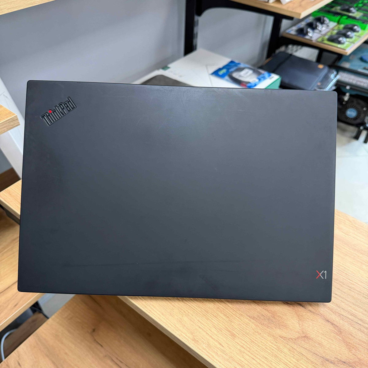 Ігровий ноутбук Lenovo ThinkPad X1 Extreme/ 15.6" FullHD, IPS/ Intel Core i7 8750H (6 ядер/ 12 потоків)/ NVIDIA GeForce GTX 1050 Ti (на 4 GB) with Max-Q/ 12 GB/ 512 GB SSD NVME (Б/В)