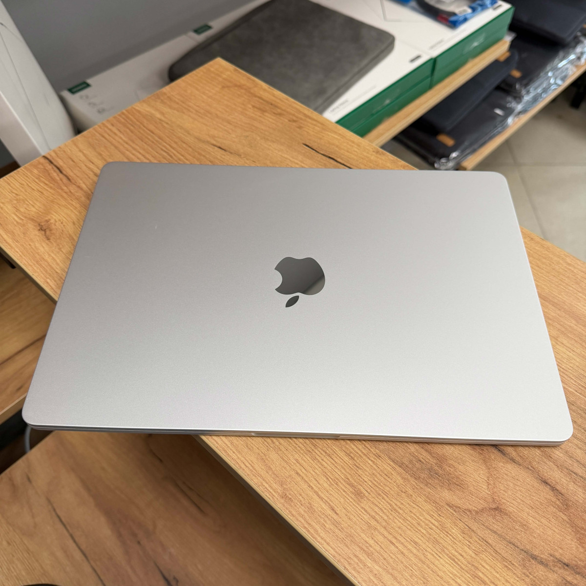 УЦІНКА! Ноутбук Apple MacBook Air 15" M3 ( A3114, 2024)/ 15.3" (2880×1864) Liquid Retina/ Apple M3 (8-ядерний)/ 16 GB/ 512 GB SSD (Б\В)