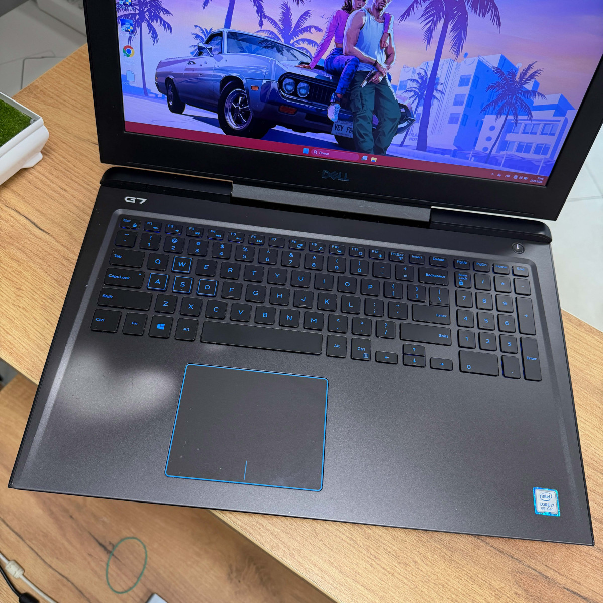 Ігровий ноутбук Dell G7 7588/ 15.6" FullHD, IPS/ Intel Core i7 8750H (6 ядер/ 12 потоків)/ NVIDIA GeForce GTX 1060 (на 6 GB) with Max-Q/ 16 GB/ 512 GB NVME (Б\В)