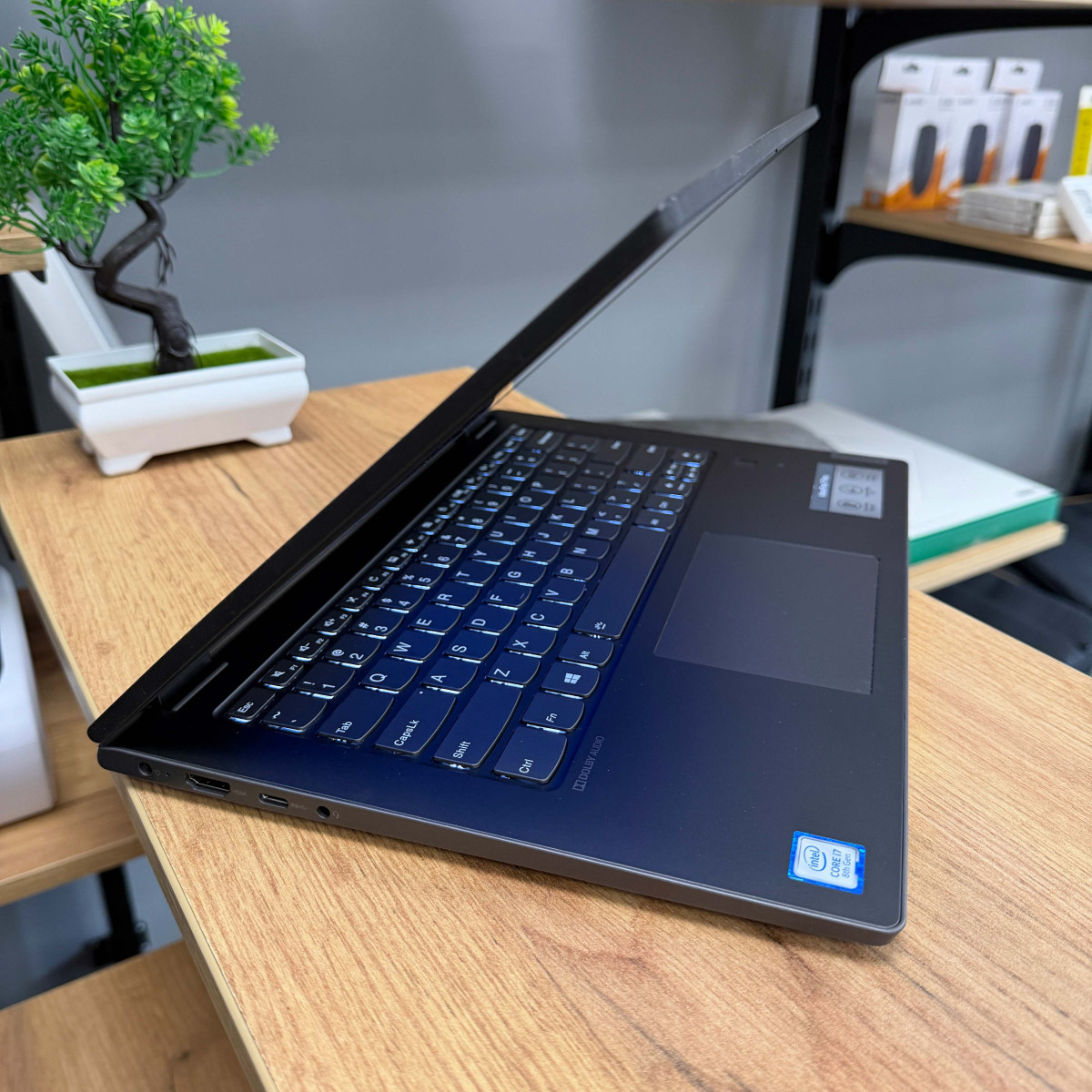 Сенсорний ультрабук - трансформер 2в1 Lenovo IdeaPad Flex-14IWL/ 14" FullHD, IPS/ Intel Core i7 8565U (4 ядра/ 8 потоків)/ Intel UHD 620/ 8 GB/ 256 GB NVME (Б/В)