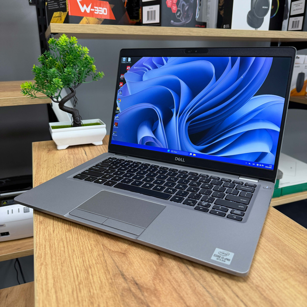 Ультрабук Dell Latitude 5310/ 13.3" FullHD, IPS/ Intel Core i5 10310U (4 ядра/ 8 потоків)/ Intel UHD/ 16 GB/ 256 GB NVME (Б/В) 