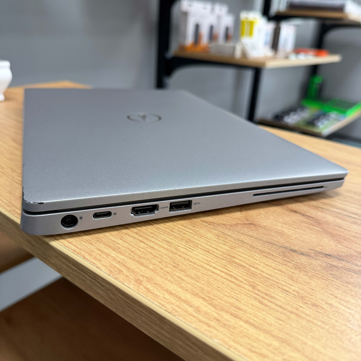 Ультрабук Dell Latitude 5310/ 13.3" FullHD, IPS/ Intel Core i5 10310U (4 ядра/ 8 потоків)/ Intel UHD/ 16 GB/ 256 GB NVME (Б/В) 
