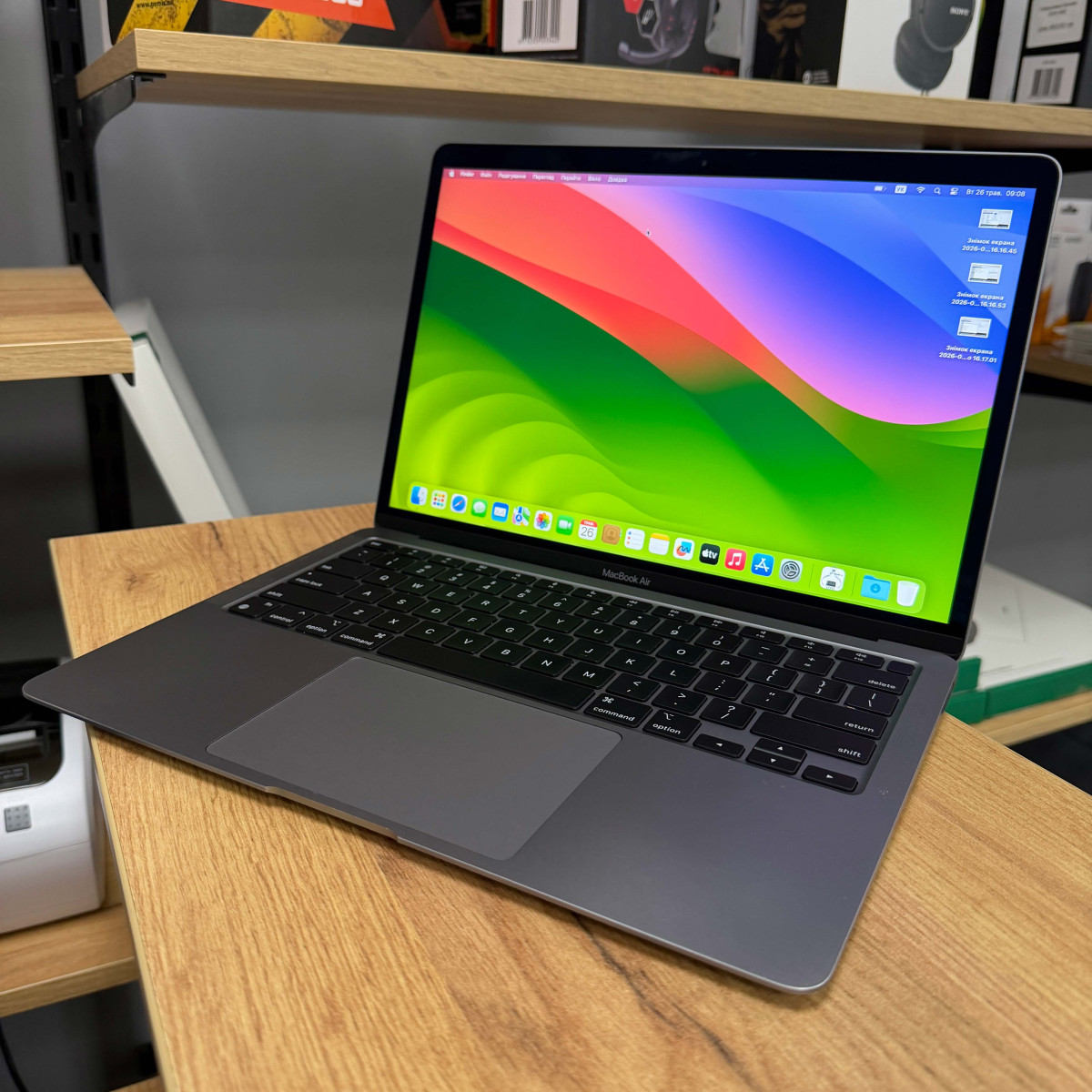 Ноутбук Apple A2337 MacBook Air (2020)/ 13.3" (2560×1600) Retina IPS/ Apple M1/ 8 GB/ 256 GB SSD (Б\В)