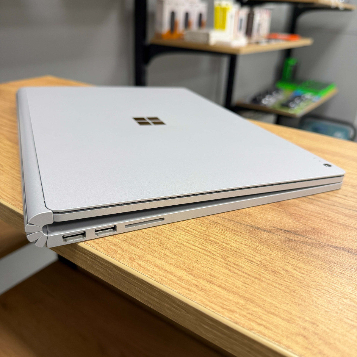 УЦІНКА! Ультрабук Microsoft Surface Book 2 1832/ 13.5" 3K (3000×2000), IPS/  Intel Core i5 8350U (4 ядра/ 8 потоків)/ Intel UHD 620/ 8 GB/ 256 GB NVME (Б/В) 
