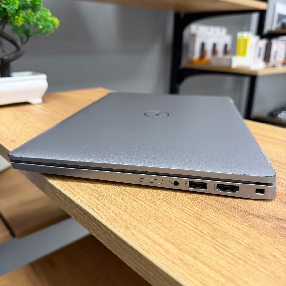 Ультрабук Dell Latitude 5320/ 13.3" FullHD, IPS/ Intel Core i5 1145G7 (4 ядра/ 8 потоків)/ Intel Iris Xe/ 16 GB/ 256 GB NVME (Б/В)