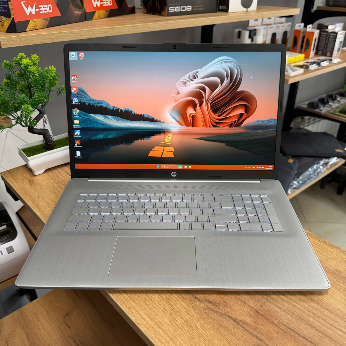 Ноутбук HP 17-cn1053ci/ 17.3" FullHD, IPS/ Intel Core i5 1155G7 (4 ядра, до 4.5 ГГц)/ Intel Iris Xe/ 8 GB/ 256 GB SSD NVME (Б/В)