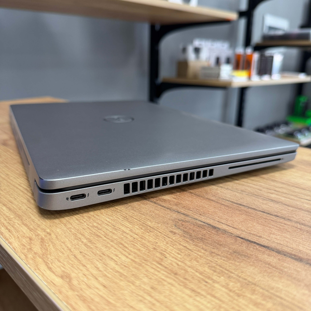 Сенсорний ноутбук Dell Latitude 5420/ 14" FullHD, IPS/ Intel Core i5 1145G7 (4 ядра/ 8 потоків)/ Intel Iris Xe/ 8 GB/ 256 GB SSD NVME (Б/В)