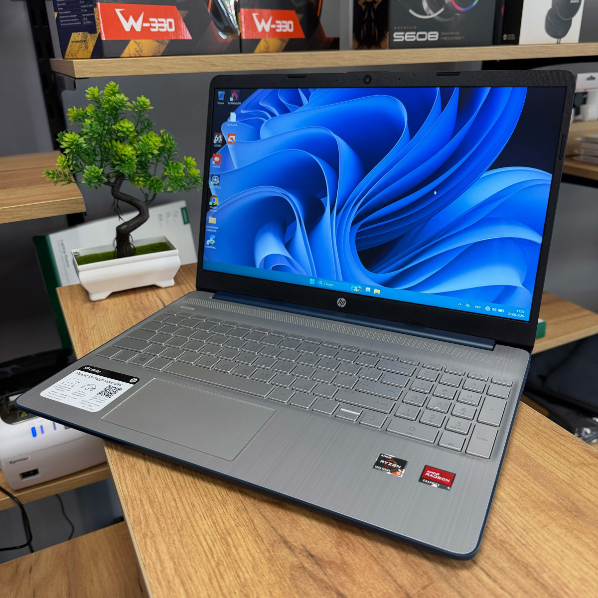 Ультрабук HP 15-ef2126wm/ 15.6" FullHD/ AMD Ryzen 5 5500U (6 ядер/ 12 потоків)/ AMD Radeon RX Vega 7/ 8 GB/ 256 GB SSD NVME (Б\В) 