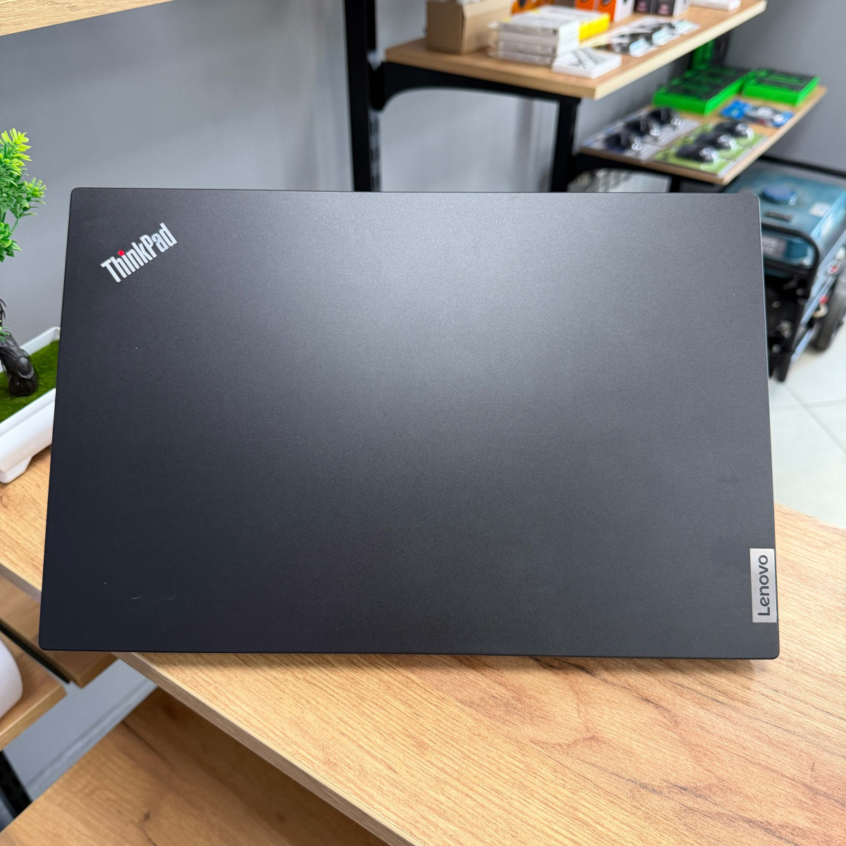 Ноутбук Lenovo ThinkPad E15 Gen 2/ 15.6" FullHD, IPS/ Intel Core i5 1135G7 (4 ядра/ 8 потоків)/ Intel Iris Xe / 8 GB/ 256 GB SSD NVME (Б/В)