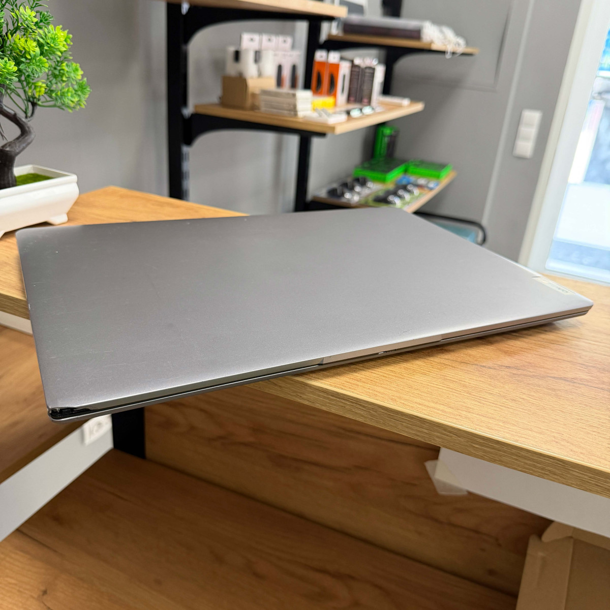 Ноутбук Lenovo IdeaPad 3 17IAU7/ 17.3" HD+/ Intel Core i3 1215U (6 ядер/ 12 потоків)/ Intel UHD/ 8 GB/ 256 GB SSD NVME (Б/В)