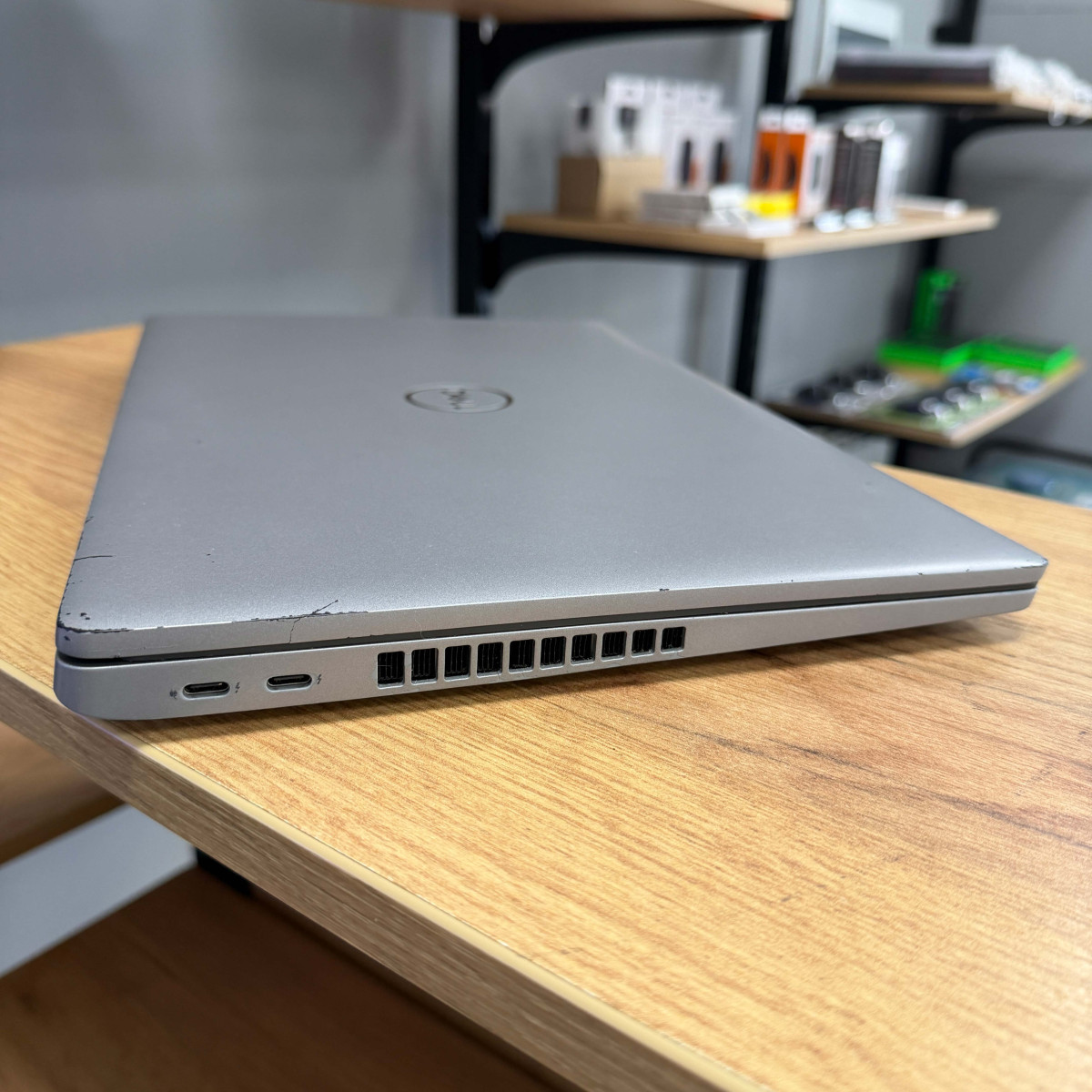 Ноутбук Dell Latitude 5520/ 15.6" FullHD, IPS/ Intel Core i5 1135G7 (4 ядра/ 8 потоків)/ Intel Iris Xe/ 16 GB/ 256 GB SSD NVME (Б\В) Ноутбук Dell Latitude 5520/ 15.6" FullHD, IPS/ Intel Core i5 1135G7 (4 ядра/ 8 потоків)/ Intel Iris Xe/ 16 GB/ 256 GB SSD NVME (Б\В)